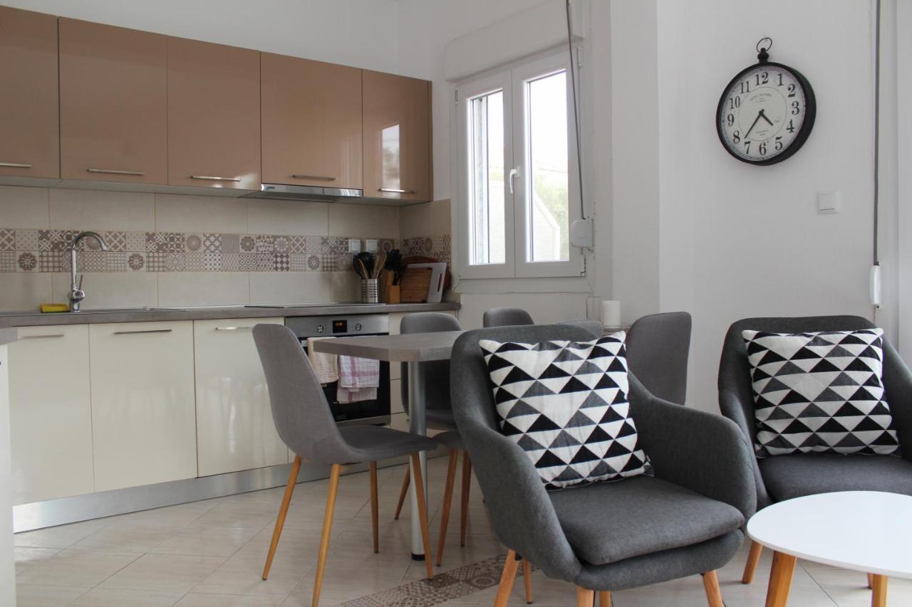 Pares Comfort Apartment Неа-Карвали Экстерьер фото