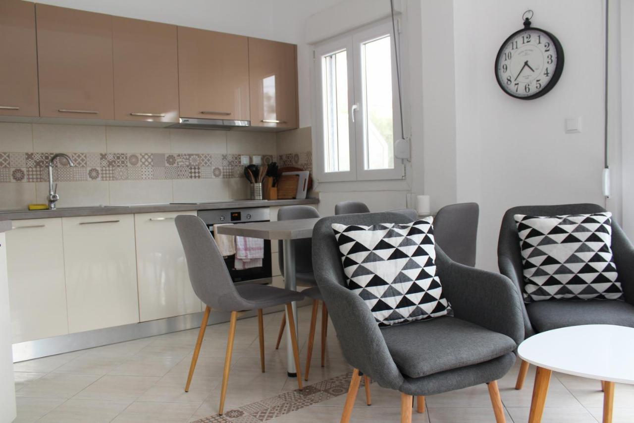 Pares Comfort Apartment Неа-Карвали Экстерьер фото